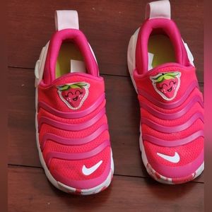 Size 13c girls nikes